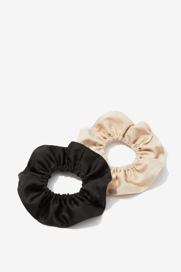 Accessories Supr Accessories Selena Scrunchie 2 Pack Blackbeige Accessories Supr Accessories Selena Scrunchie 2 Pack Blackbeige