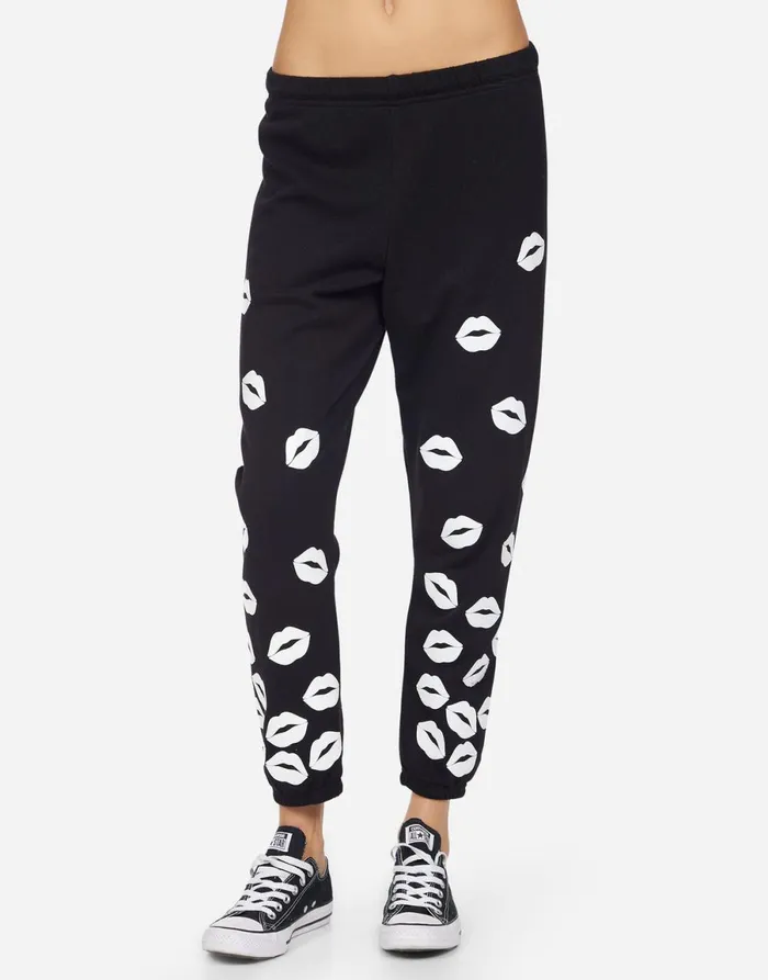 Alana White Foil Scattered Lips Black Women039s Lauren Moshi Crop Sweatpants