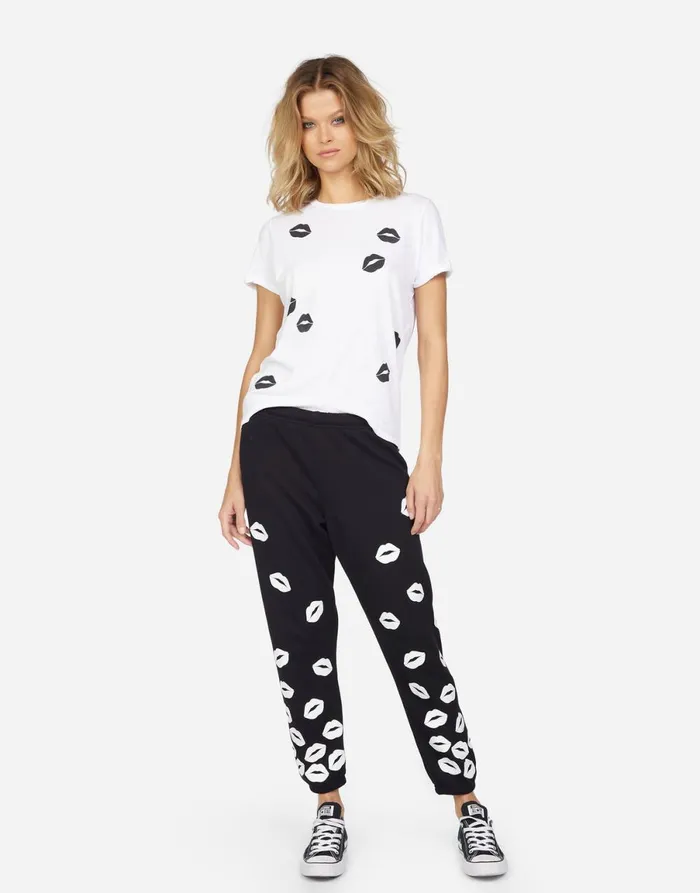 Alana White Foil Scattered Lips Black Women039s Lauren Moshi Crop Sweatpants