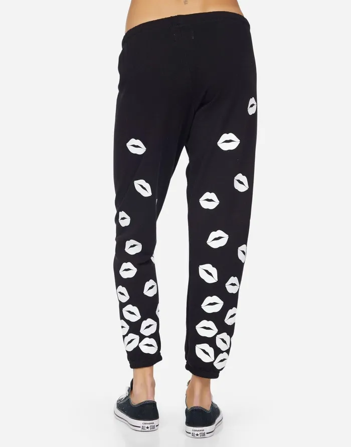 Alana White Foil Scattered Lips Black Women039s Lauren Moshi Crop Sweatpants