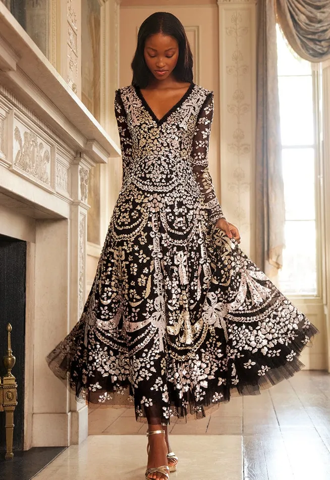 Chandelier Gloss Gown Black Women Needle and Thread Dresses