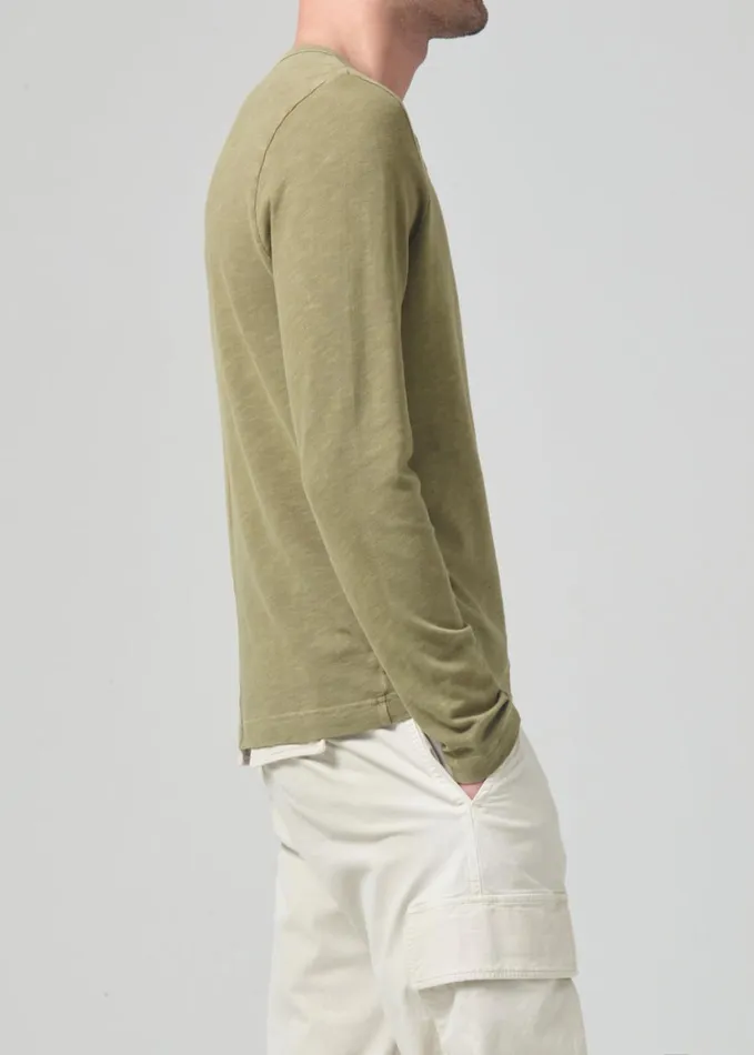 Citizens Of Humanity Classic Henley In Canape Men Shirts