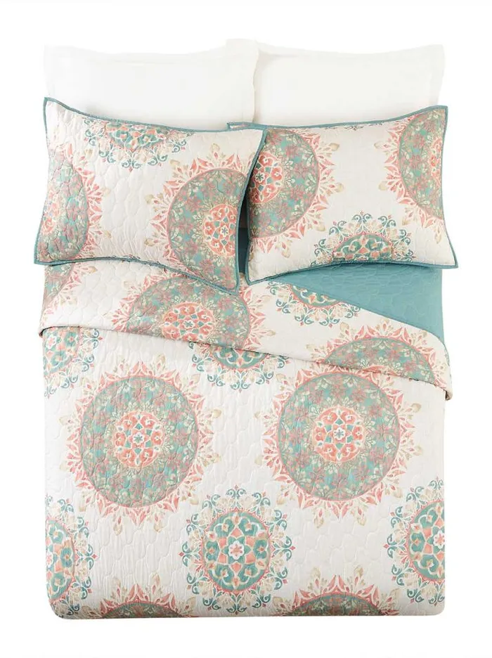 Comforters and Quilts Accessories Jessica Simpson Pompeii 3Piece Quilt Set