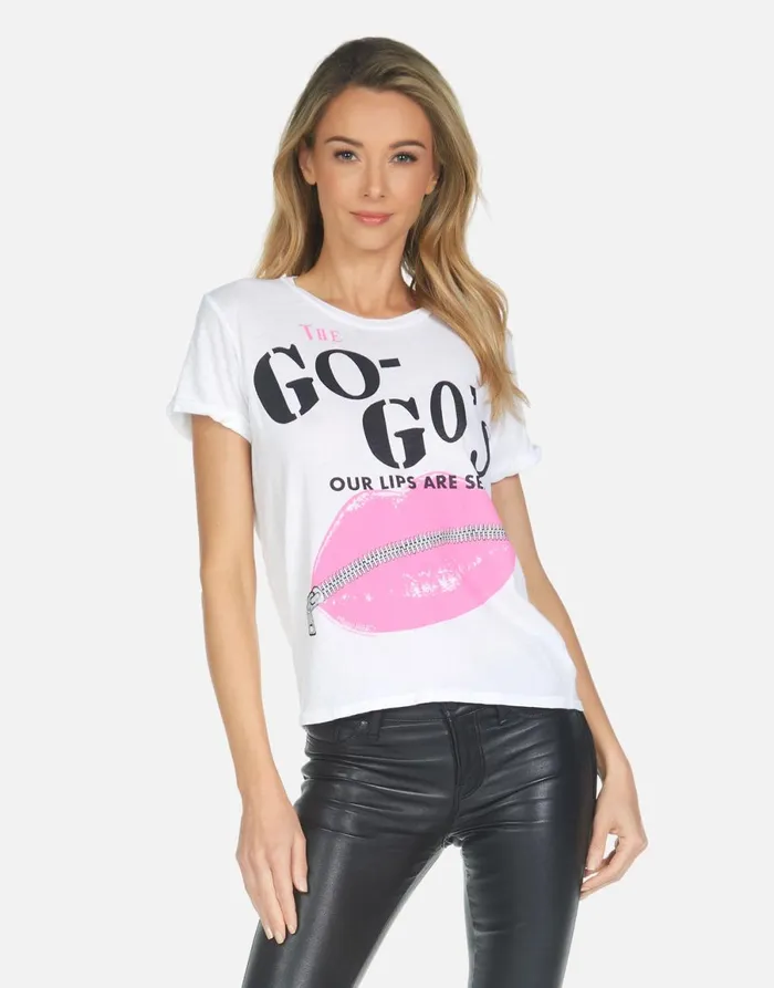 Edda The GoGo039s White Women039s Lauren Moshi Short Sleeve