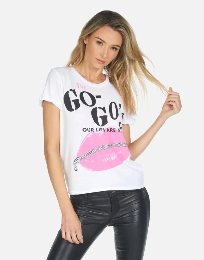 Edda The GoGo039s White Women039s Lauren Moshi Short Sleeve