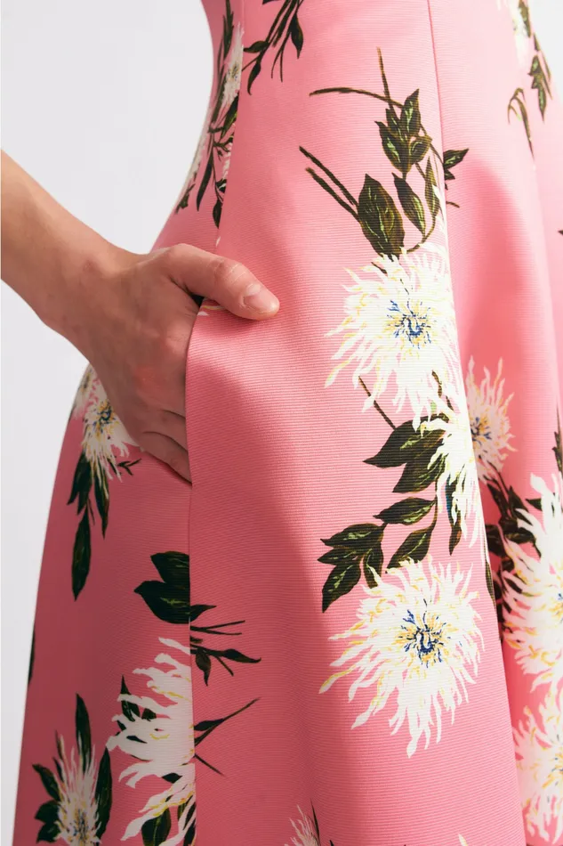 Emilia Wickstead Dresses Women Nodin Gown In Coral Dahlia Floral Taffeta Faille Emilia Wickstead Dresses Women Nodin Gown In Coral Dahlia Floral Taffeta Faille