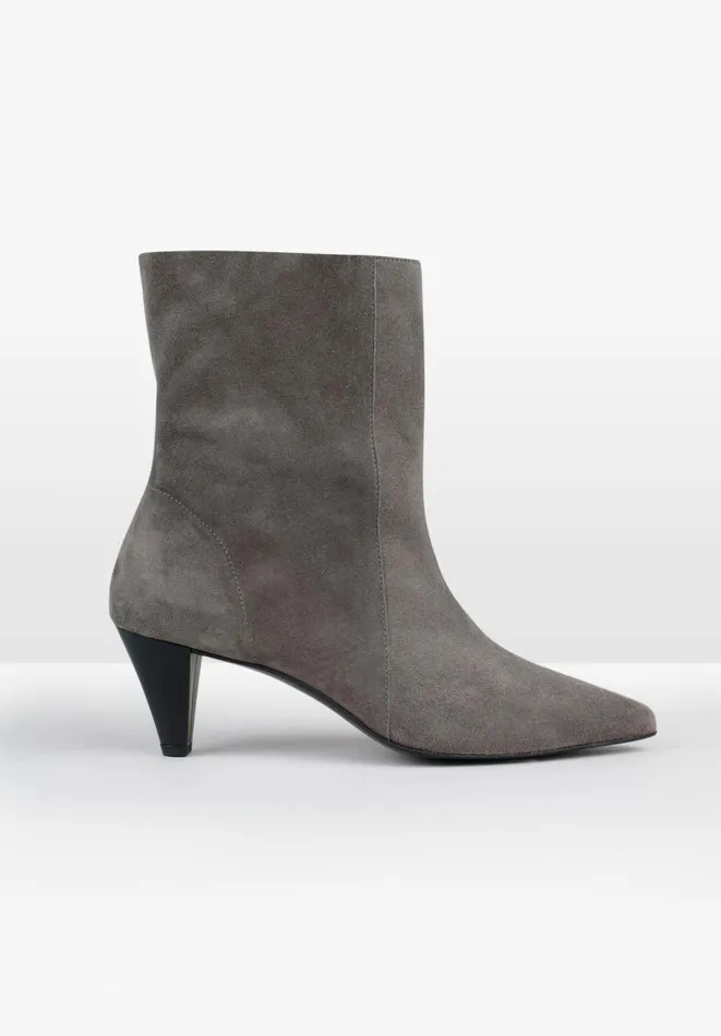 Hush Boots Women Hesper Suede Leather Boots Grey
