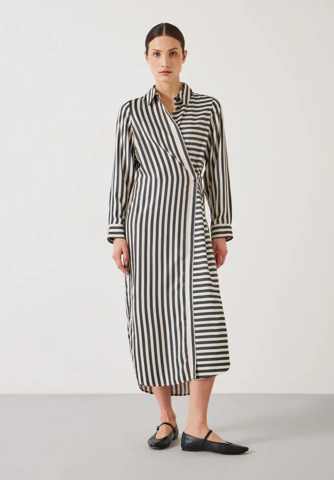 Hush Dresses Women Aida Stripe Midi Shirt Dress Blackwhite Stripe Hush Dresses Women Aida Stripe Midi Shirt Dress Blackwhite Stripe