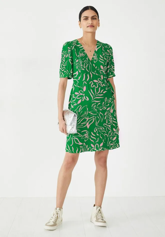 Hush Dresses Women Caitlyn Wrap Mini Dress Painted Tropical Flower Green