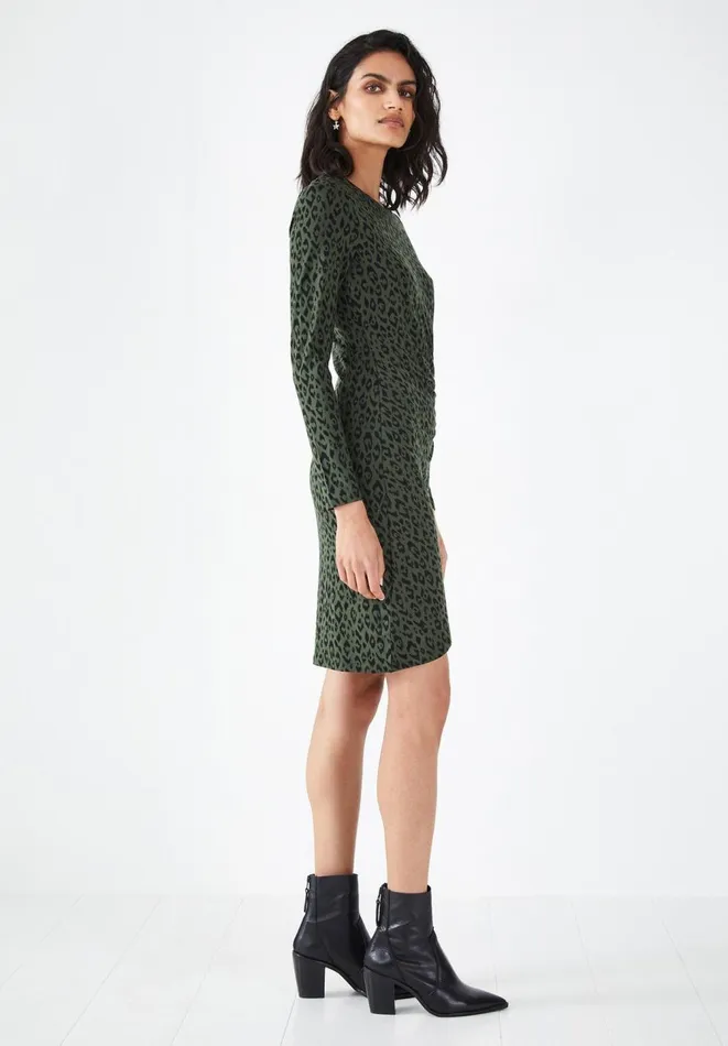 Hush Dresses Women Cecelia Jersey Mini Dress Animal Ikat Khaki Hush Dresses Women Cecelia Jersey Mini Dress Animal Ikat Khaki
