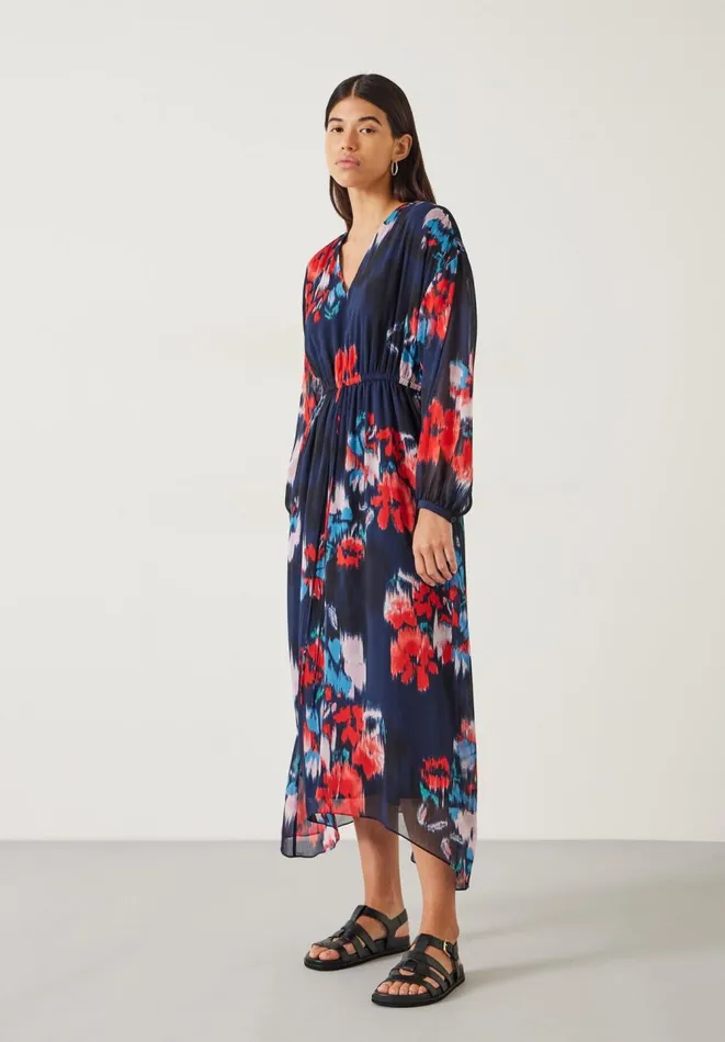 Hush Dresses Women Clarette Chiffon Maxi Dress Blurred Floral Black