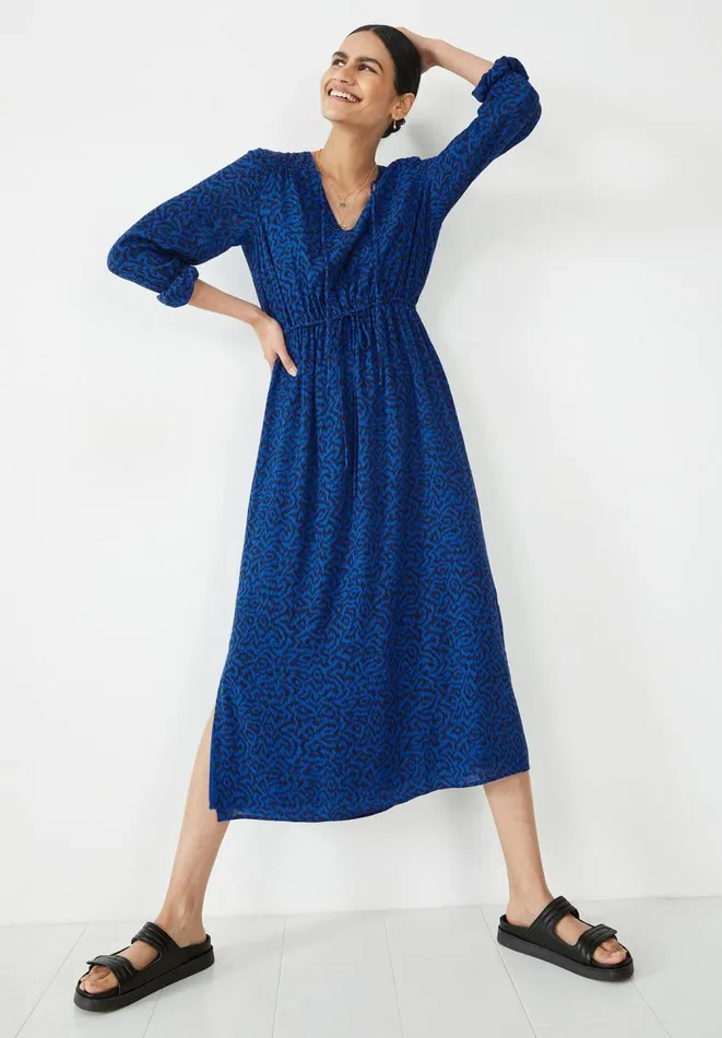 Hush Dresses Women Kirsty Midi Dress Abstract Ikat Blueblack Hush Dresses Women Kirsty Midi Dress Abstract Ikat Blueblack