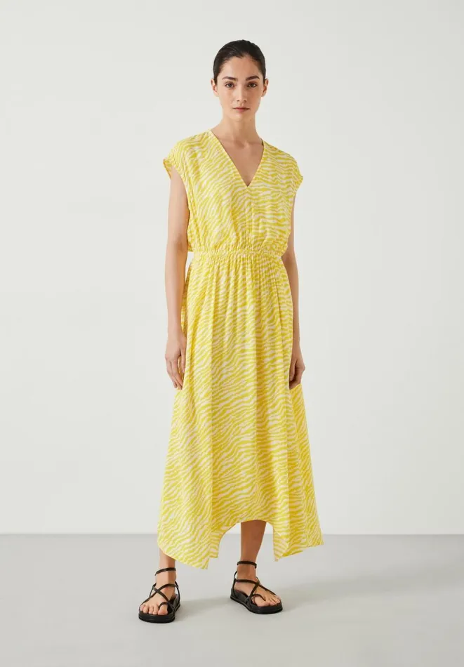 Hush Dresses Women Klara Relaxed Maxi Dress Blurred Animal Yellow