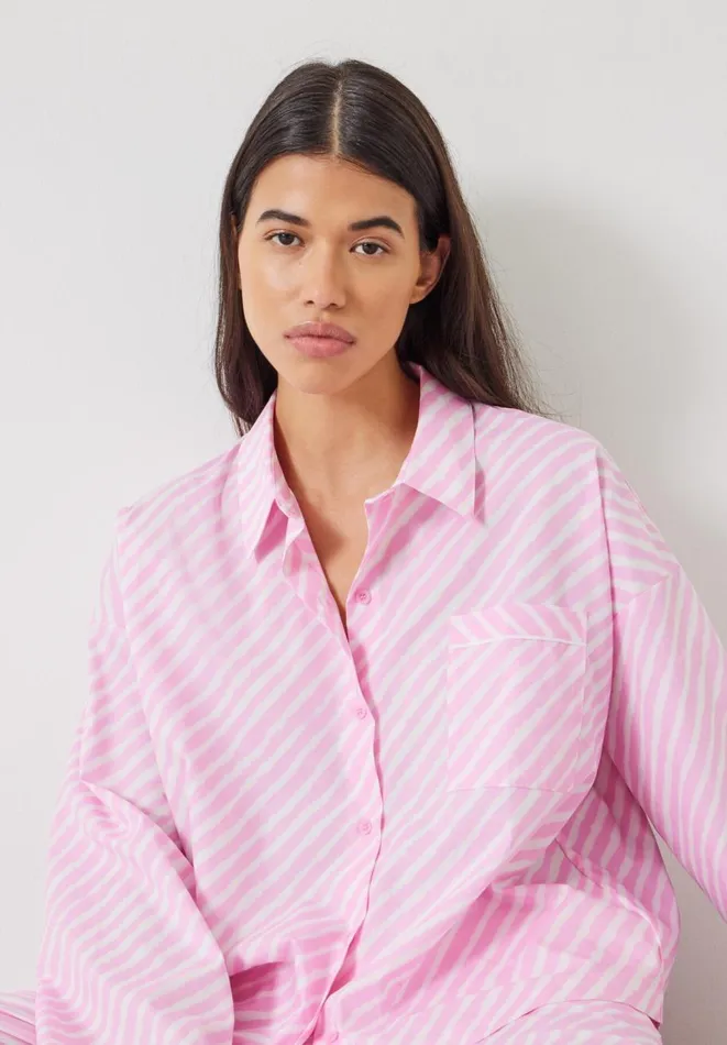 Hush Pyjamas and Nightwear Women Kirby Cotton Wide Leg Pyjamas Set Diagonal Stripe Pink Hush Pyjamas and Nightwear Women Kirby Cotton Wide Leg Pyjamas Set Diagonal Stripe Pink