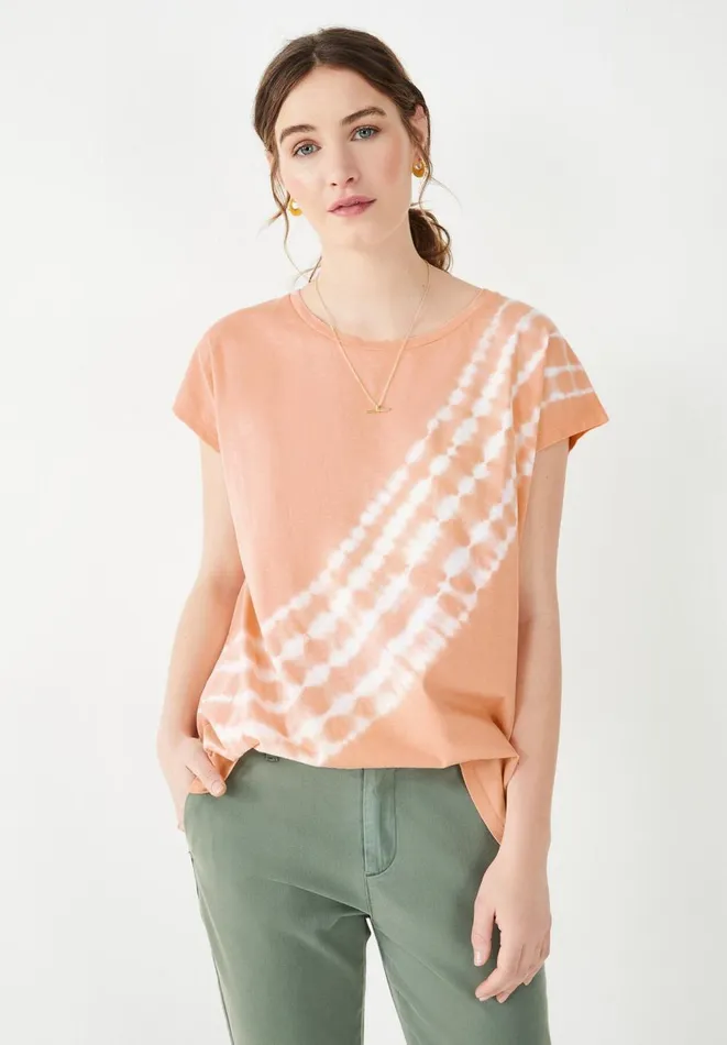 Hush Tops and Tshirts Women Tie Dye Cotton Boyfriend TShirt Coral Sunset Hush Tops and Tshirts Women Tie Dye Cotton Boyfriend TShirt Coral Sunset