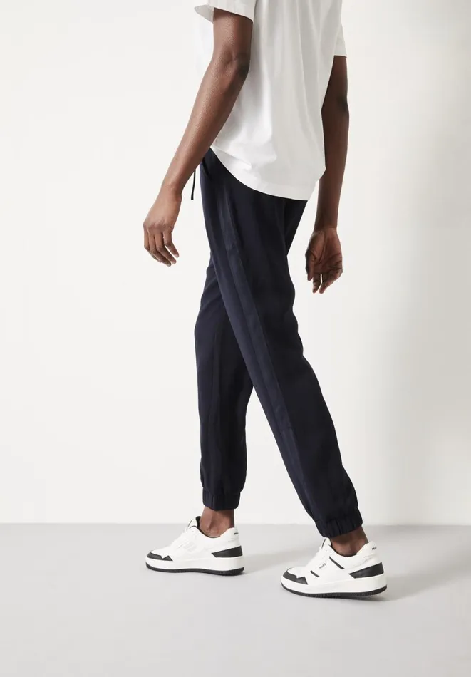 Hush Trousers Women Crepe Cuffed Trousers Midnight Navy