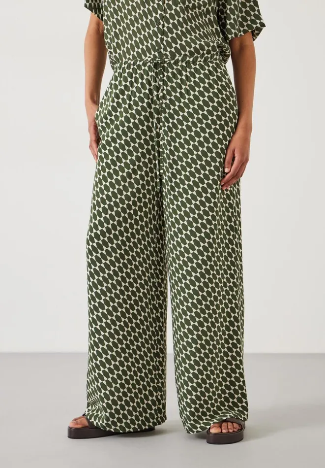 Hush Trousers Women Norah Relaxed Printed Wide Leg Trousers Geo Khaki Hush Trousers Women Norah Relaxed Printed Wide Leg Trousers Geo Khaki
