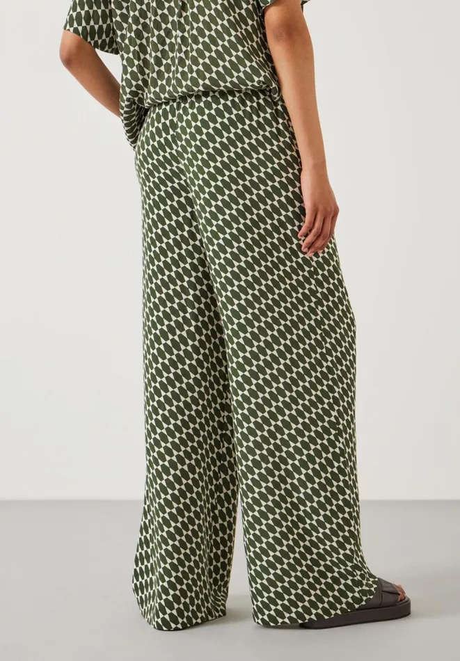 Hush Trousers Women Norah Relaxed Printed Wide Leg Trousers Geo Khaki Hush Trousers Women Norah Relaxed Printed Wide Leg Trousers Geo Khaki