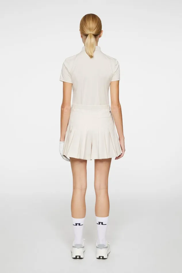 JLindeberg Shorts Women Arella Pleated Shorts