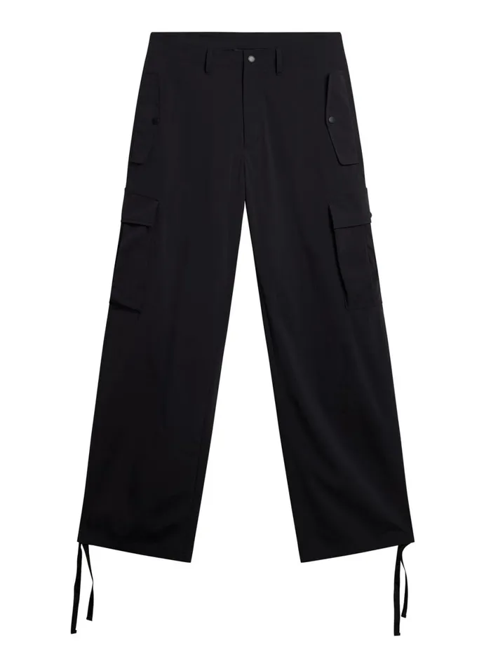 JLindeberg Trousers Men Cosmo Tech Cargo Pants