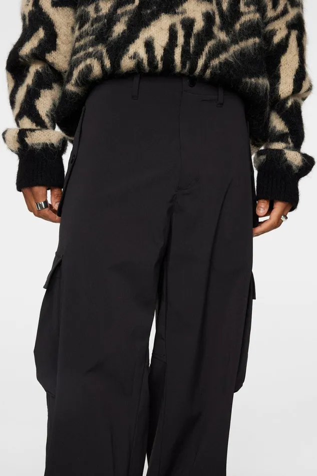 JLindeberg Trousers Men Cosmo Tech Cargo Pants
