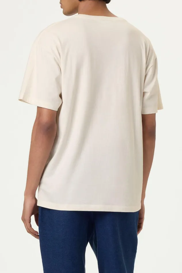 Men Tops and TShirts Fila Classic Relaxed Tee 920 Gardenia