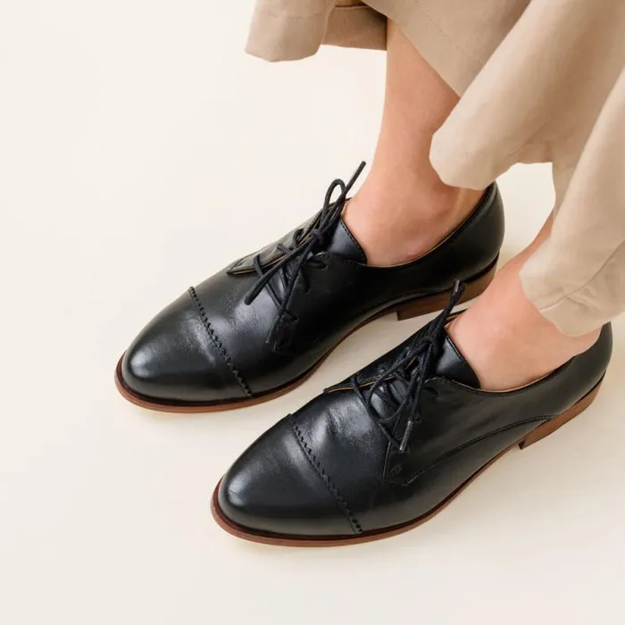Nisolo Loafers and Mules Women Emilia Cap Toe Oxford Black Nisolo Loafers and Mules Women Emilia Cap Toe Oxford Black
