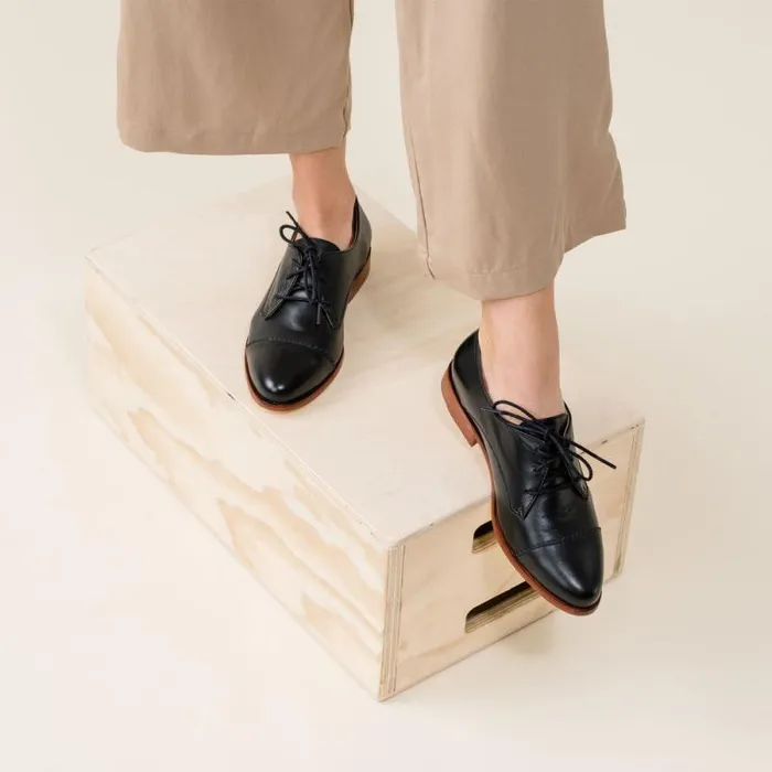 Nisolo Loafers and Mules Women Emilia Cap Toe Oxford Black Nisolo Loafers and Mules Women Emilia Cap Toe Oxford Black