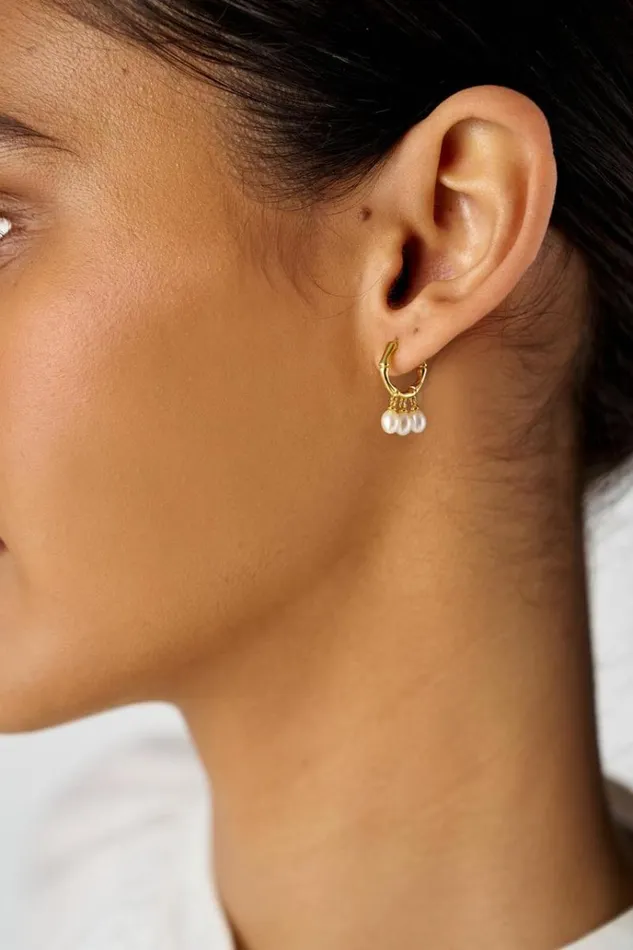Oroton Earrings Jewellery Melody Multi Pearl Huggies 18k Gold