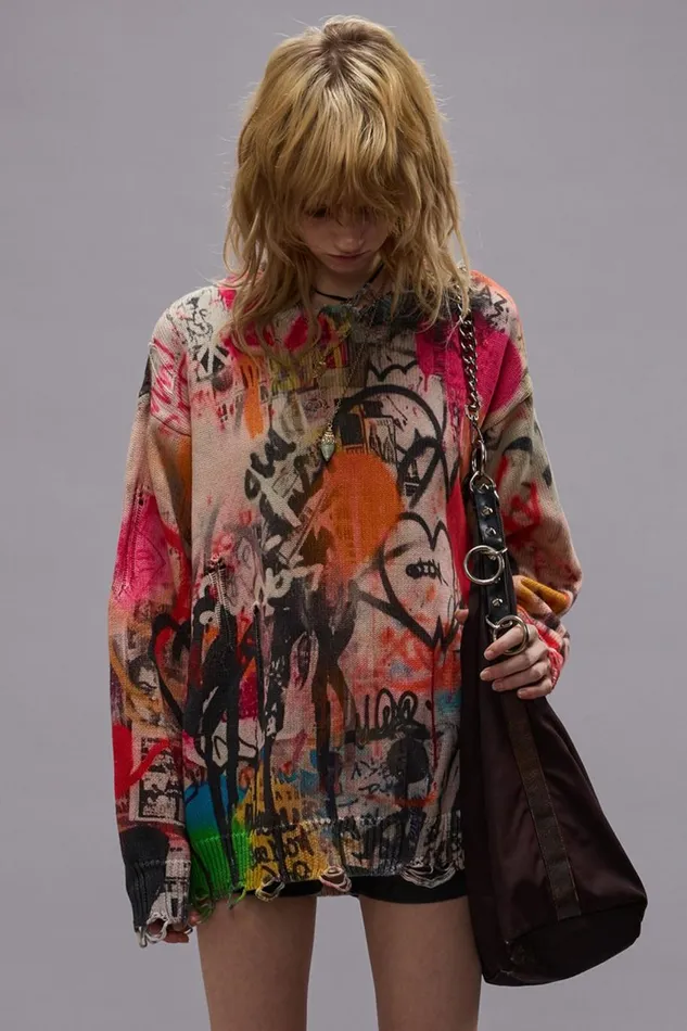 R13 Sale Women PRINTED BOYFRIEND SWEATER 8211 HEART GRAFFITI PRINT