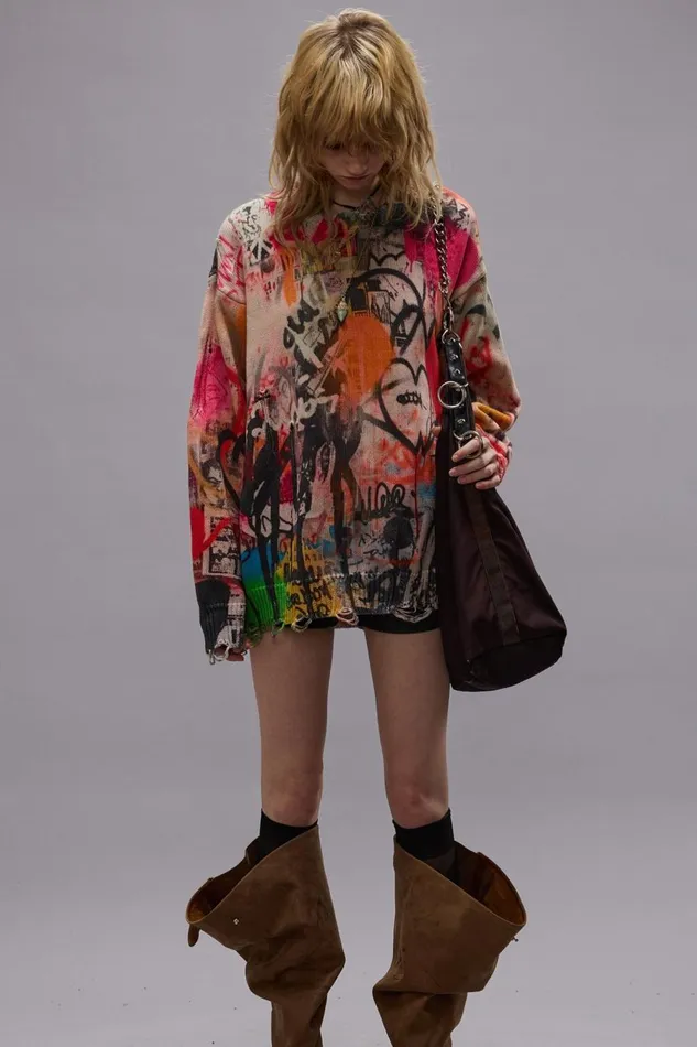 R13 Sale Women PRINTED BOYFRIEND SWEATER 8211 HEART GRAFFITI PRINT