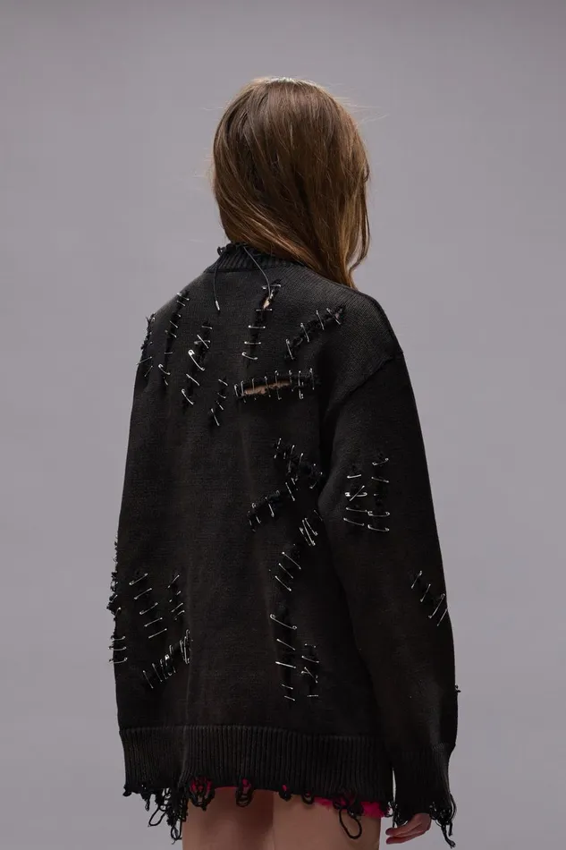 R13 Sweaters Women SLASHED BOYFRIEND SWEATER 8211 BLACK WITH PINS