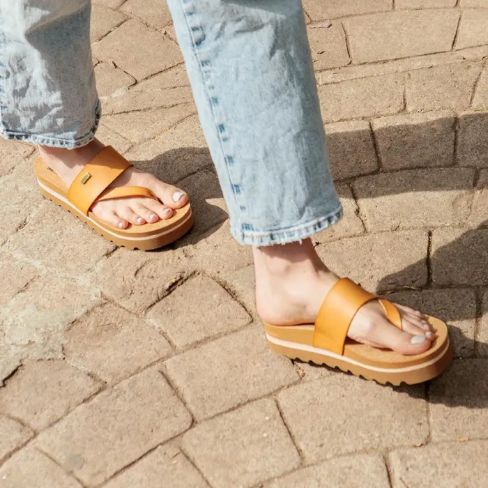 Reef Flip Flops Women Cushion Sol Hi Natural