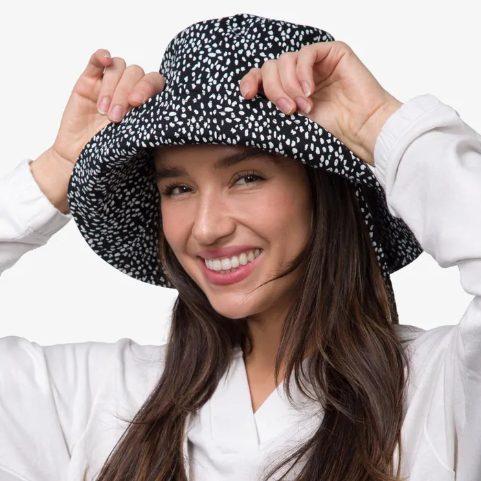 Reef Hats and Beanies Women Rudy Printed Bucket Hat Abstract Dot