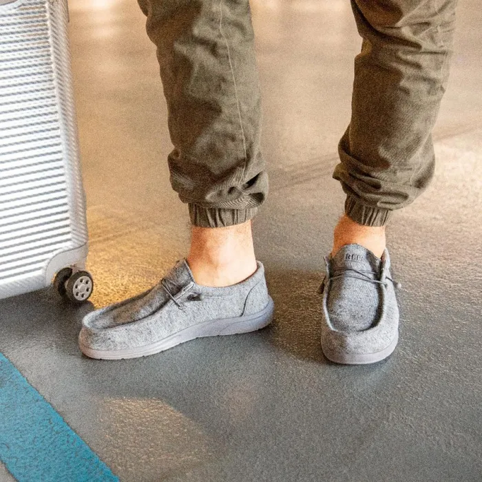 Reef Shoes Men Cushion Coast Light Grey Reef Shoes Men Cushion Coast Light Grey