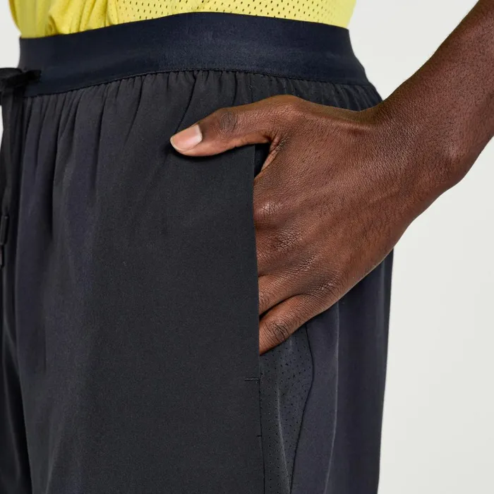 Saucony Bottoms Men Outpace 7034 2In1 Short Black