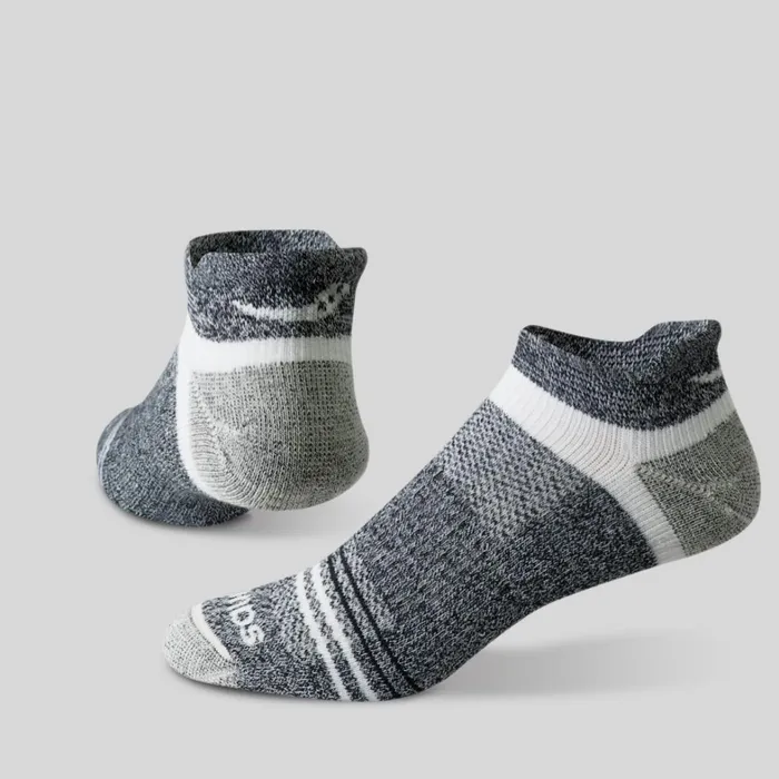 Saucony Socks MenWomen Inferno Merino Wool Blend No Show 3Pack Sock Grey Marl