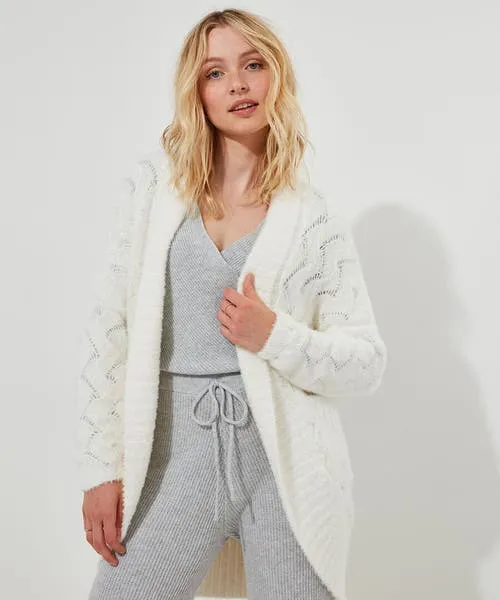 Sloe Joes Soft Slouchy Cardigan White Apparel Knitwear and Cardigans Joebrowns Sloe Joes Soft Slouchy Cardigan White Apparel Knitwear and Cardigans Joebrowns