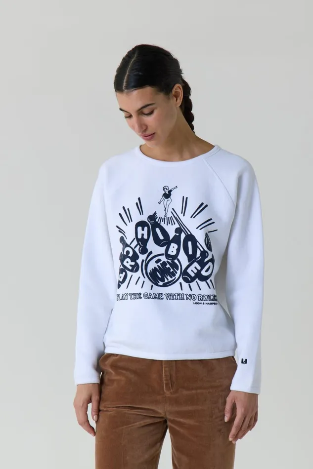 Sweatshirts Women Leon and Harper Shine Bowling Sweatshirt White