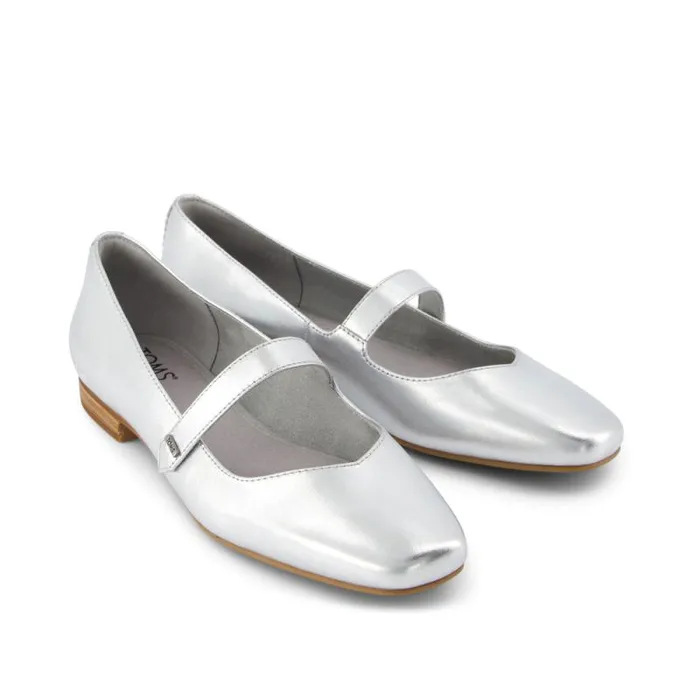 Toms Flats and Loafers Bianca Flat Silver Metallic Leather 8211 Women Toms Flats and Loafers Bianca Flat Silver Metallic Leather 8211 Women