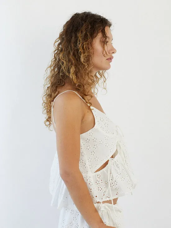 Tops Kimchi Top Milk Eyelet 8211 Lisa Says Gah Women