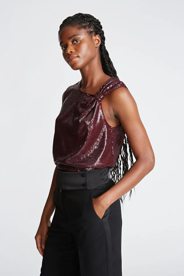 Tops Women Halston Cynthia Top In Sequins Bordeaux