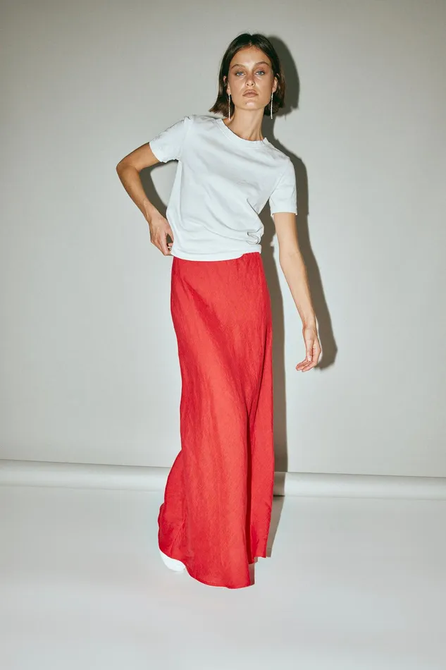 VRG GRL Ena Linen Bias Cut Maxi Skirt Chilli Women Skirts VRG GRL Ena Linen Bias Cut Maxi Skirt Chilli Women Skirts