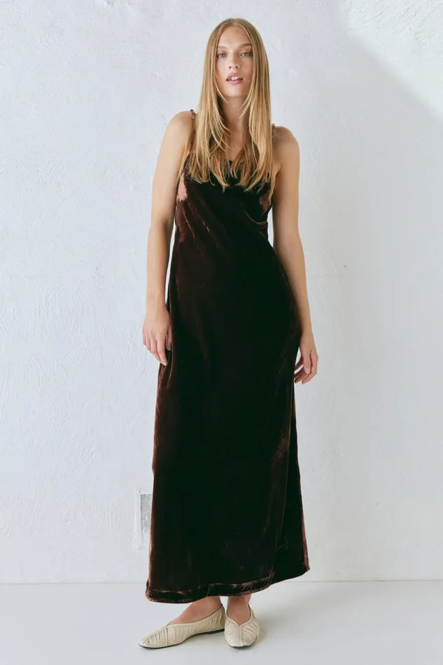 VRG GRL Jade Midi Dress Coffee Women MidiMaxi Dresses VRG GRL Jade Midi Dress Coffee Women MidiMaxi Dresses
