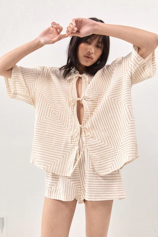 VRG GRL Naomi Linen Smock Top Juno Women Short Sleeve