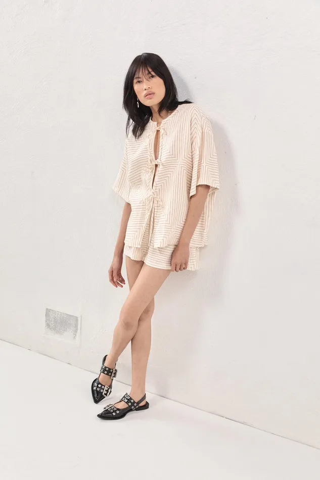 VRG GRL Naomi Linen Smock Top Juno Women Short Sleeve VRG GRL Naomi Linen Smock Top Juno Women Short Sleeve