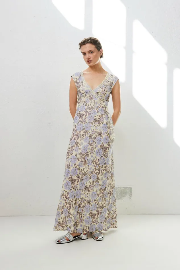 VRG GRL Paris In The 90039s Bias Cut Maxi Dress Floral Women MidiMaxi Dresses
