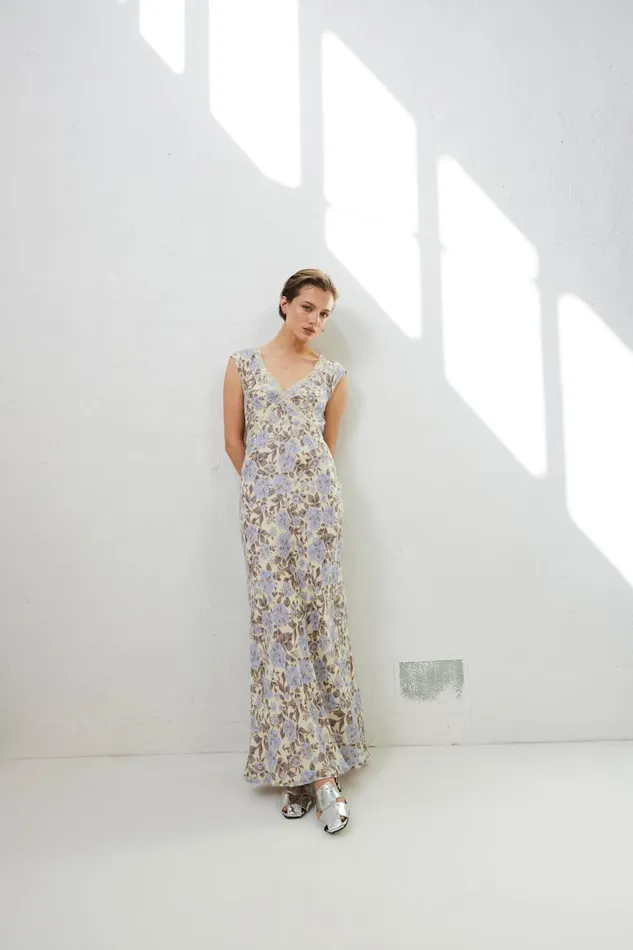 VRG GRL Paris In The 90039s Bias Cut Maxi Dress Floral Women MidiMaxi Dresses VRG GRL Paris In The 90039s Bias Cut Maxi Dress Floral Women MidiMaxi Dresses
