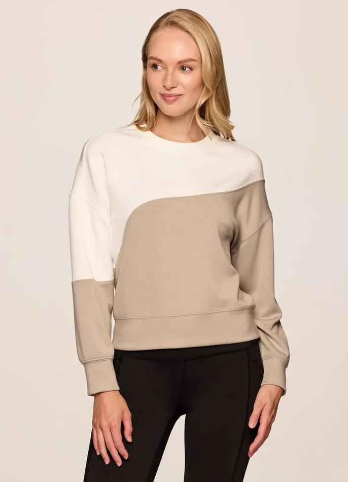 Women At Ease TwoTone Sweatshirt Cream RBX Active Sweatshirts
