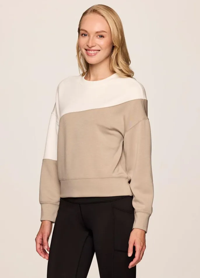 Women At Ease TwoTone Sweatshirt Cream RBX Active Sweatshirts